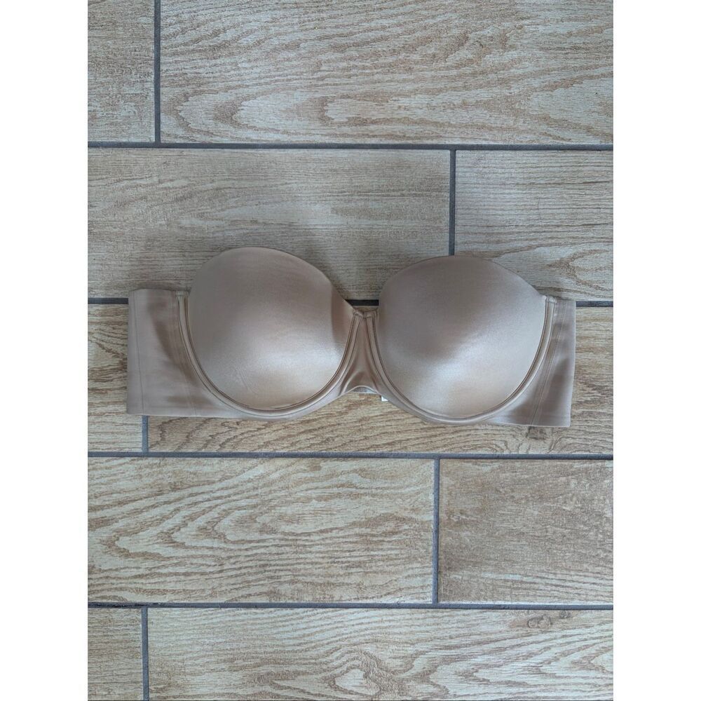 Soma Vanishing Strapless Bra Nude Tan Convertible 42D Seamless 4 Hook Closure